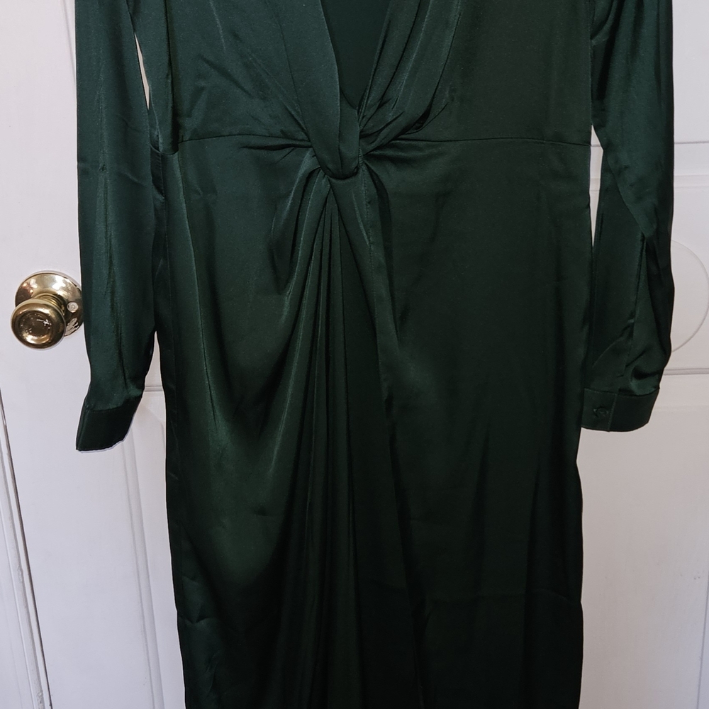 NEVER WORN Floor Length Green Evening Gown